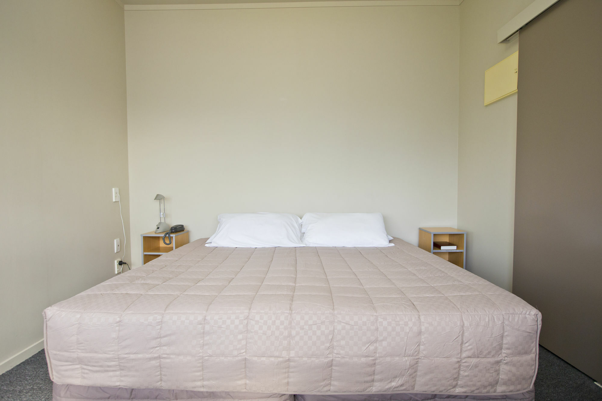 @ The Hub West Aparthotel Palmerston North Bagian luar foto