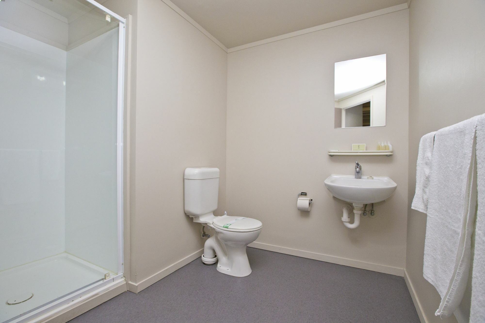 @ The Hub West Aparthotel Palmerston North Bagian luar foto